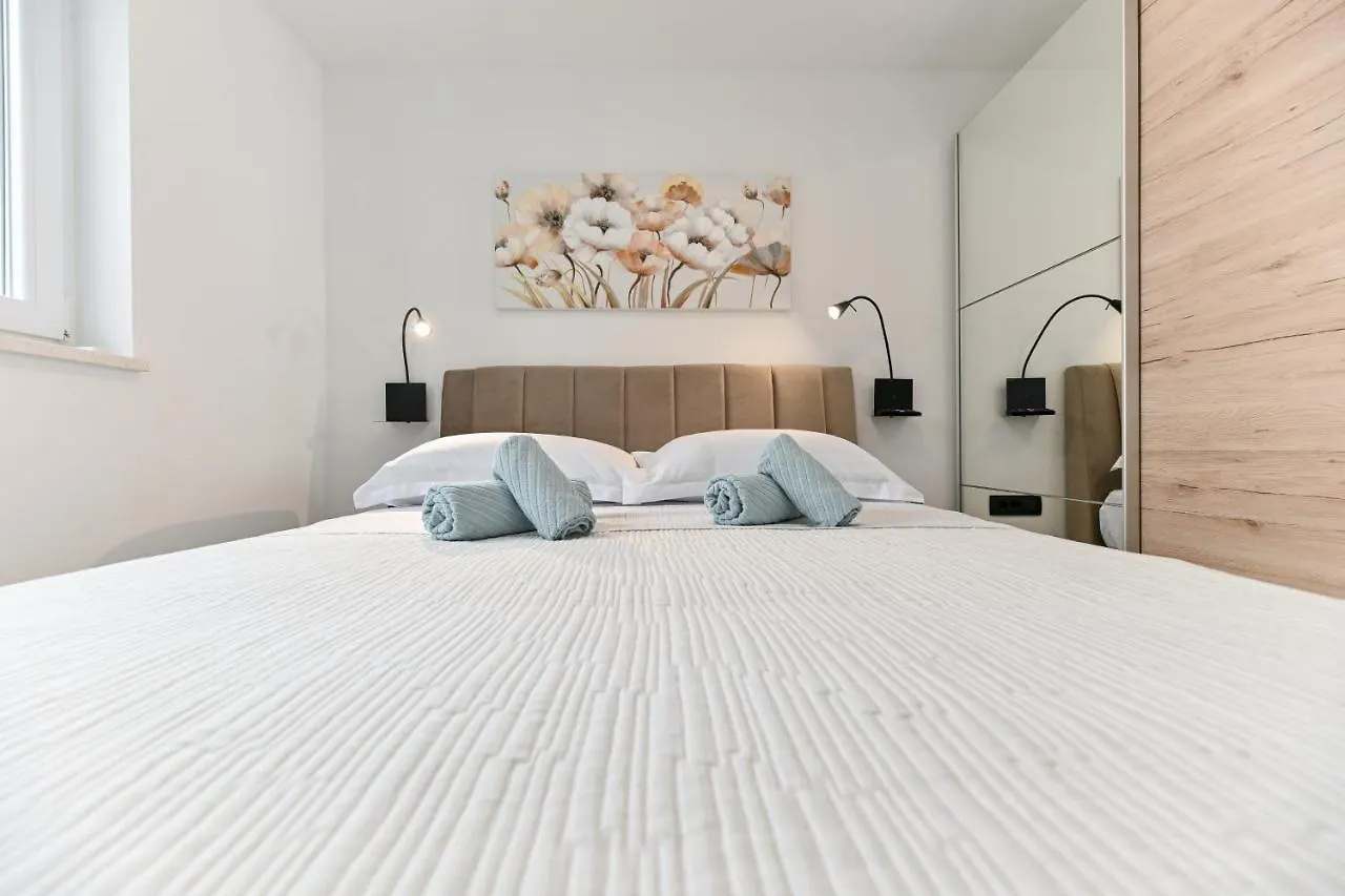 Deluxe Apartment Miga Vrsi