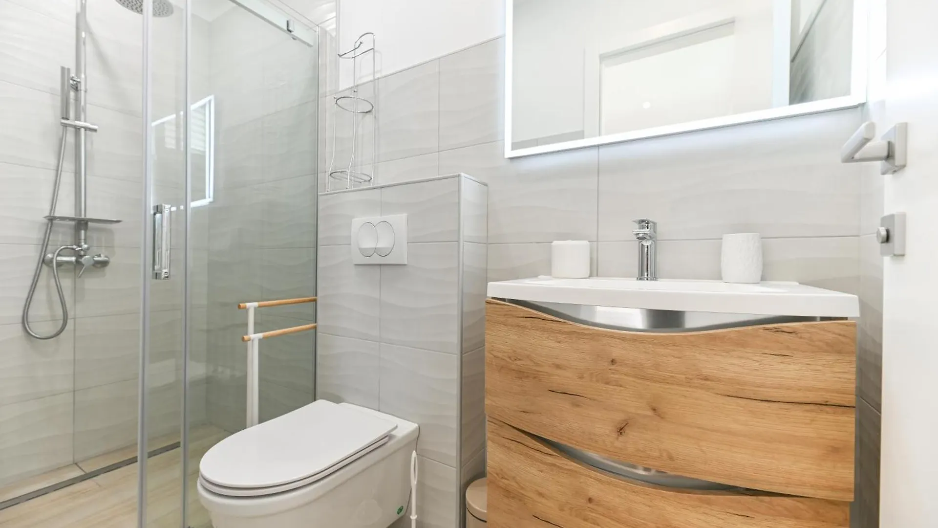 Deluxe Apartment Miga Vrsi 0*,  Croatia